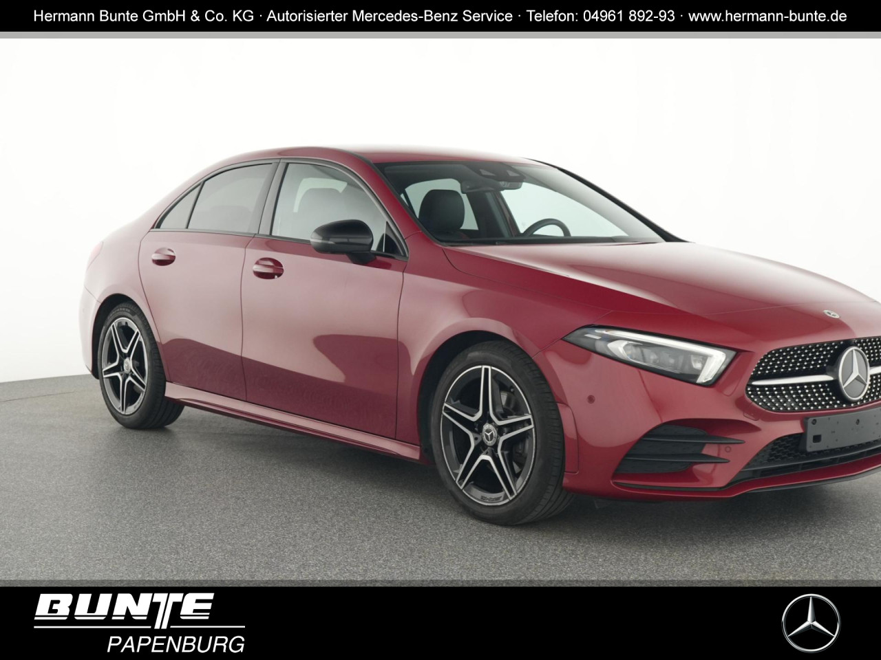 MERCEDES-BENZ A 200 4M AMG/MULTIBEAM/HUD/NIGHT/360°/AHK/LEDE
