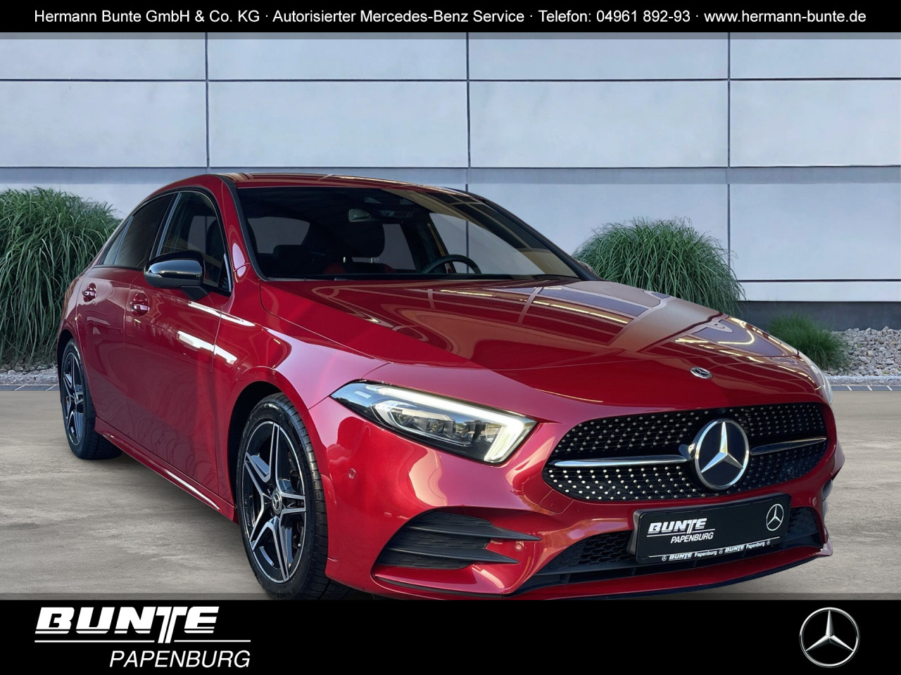 MERCEDES-BENZ A 200 LIM 4M AMG/NIGHT/AHK/AMBIENTE/HUD/MULTIB LED